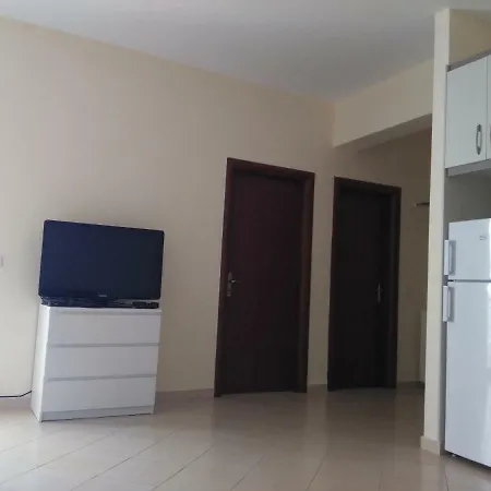 Apartment Breeze *