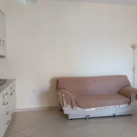 Breeze Apartment